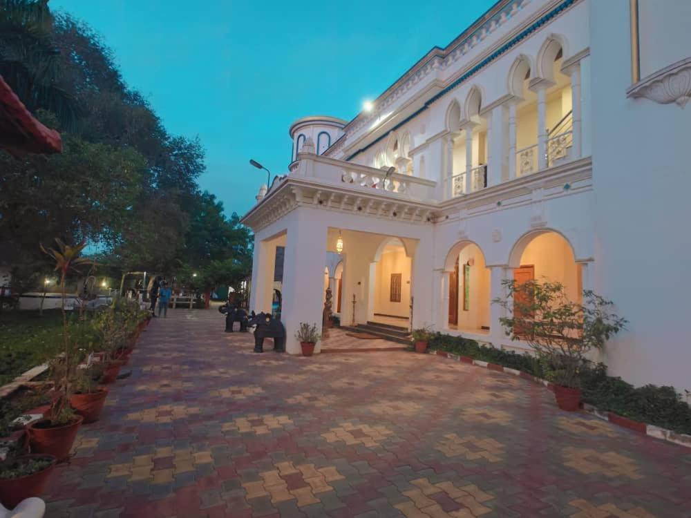 Chola Heritage Resort Karaikkudi Εξωτερικό φωτογραφία
